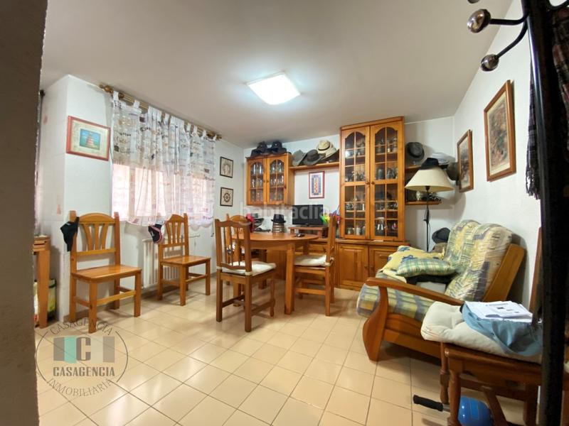 Foto ed5f0084-0a13-4d42-8d5f-834a2b2be15e. Piso  de grandes dimensiones en alcalde tarrega en Castellón de la Plana