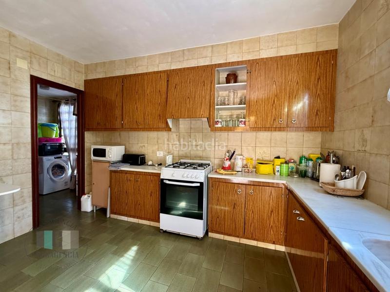 Foto 15348638-0002-4015-8cff-2a3f7f04b9e8. Casa aparellada amb aparcament a Heliópolis Benicasim / Benicàssim