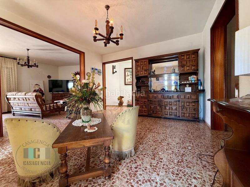 Foto 87bcd3bc-0764-4d03-a578-9197c65af10d. Casa aparellada amb aparcament a Heliópolis Benicasim / Benicàssim