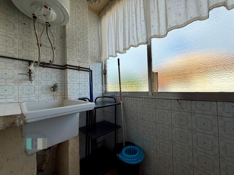 Foto 0c29079d-f58b-44ec-afcf-4f9d4a911e9a. Casa adossada amb aparcament a Heliópolis Benicasim / Benicàssim