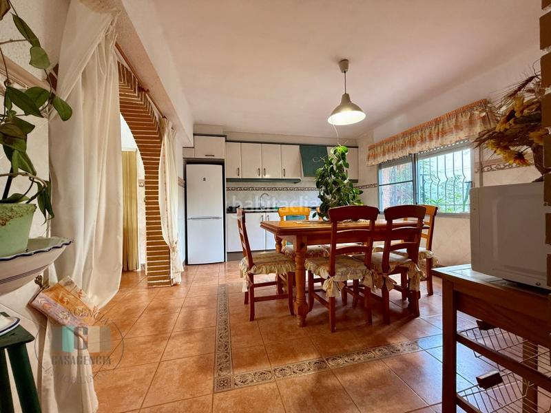 Foto 5349712e-efac-441d-9118-223a185347a5. Casa adossada amb aparcament a Heliópolis Benicasim / Benicàssim