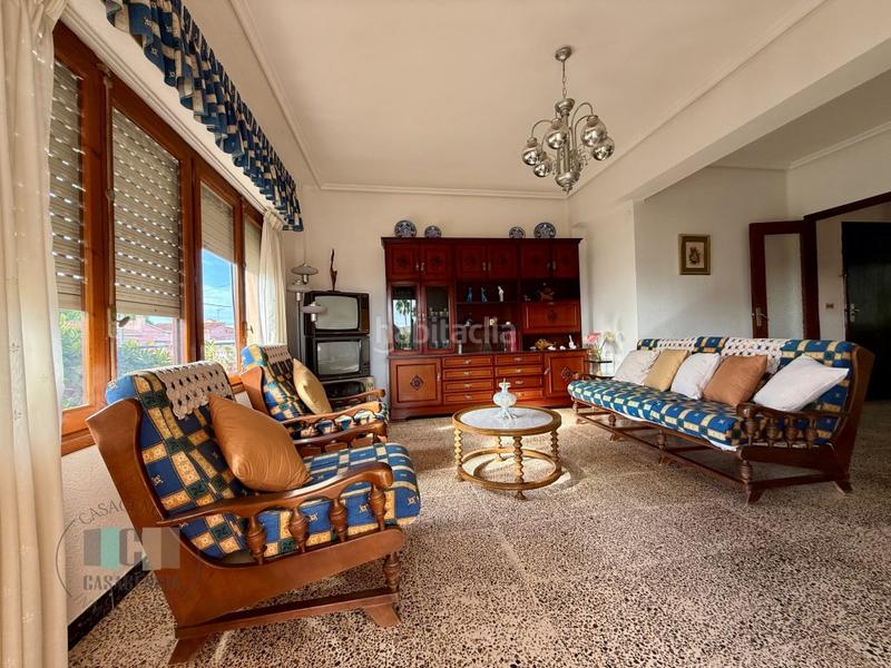 Foto 778eb84a-090e-4ae2-aefa-1afb9896d791. Casa adossada amb aparcament a Heliópolis Benicasim / Benicàssim