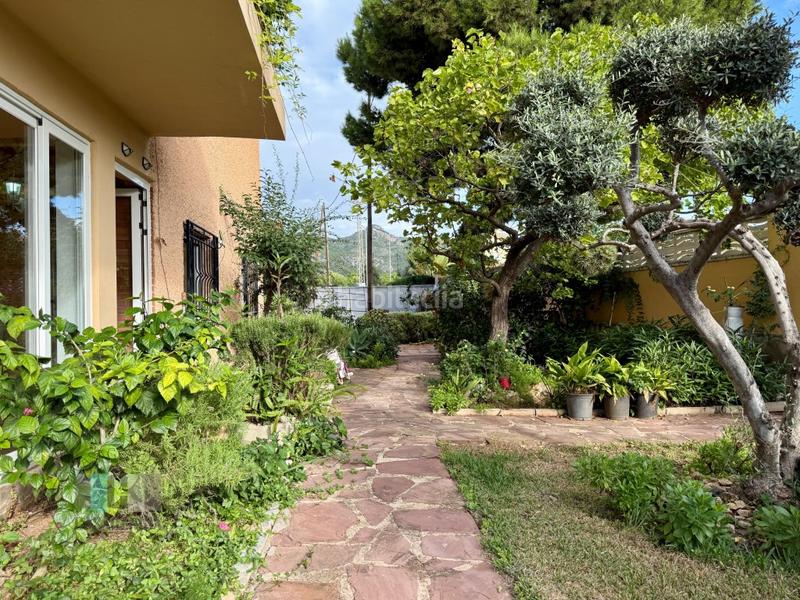 Foto 8dd6868d-3a3c-4508-b965-3bc55dd7c9af. Casa adossada amb aparcament a Heliópolis Benicasim / Benicàssim