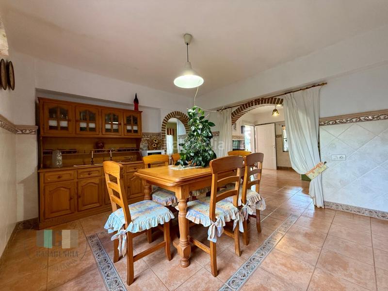 Foto f30f9561-51f1-4399-a65f-8a919eb33416. Casa adossada amb aparcament a Heliópolis Benicasim / Benicàssim