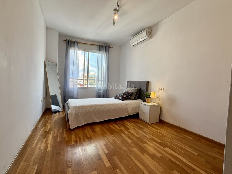 Foto 360ae152-64ed-4d61-ab75-116ef73c3fa1. Piso  con espacio y luz en benicàssim 3 dormitorios dobles, parquet y balcones. parking y trastero en Benicasim / Benicàssim