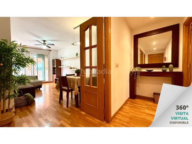 Foto c00f59d8-9d2f-4aa2-a40a-bcc776c6c0c6. Piso  con espacio y luz en benicàssim 3 dormitorios dobles, parquet y balcones. parking y trastero en Benicasim / Benicàssim