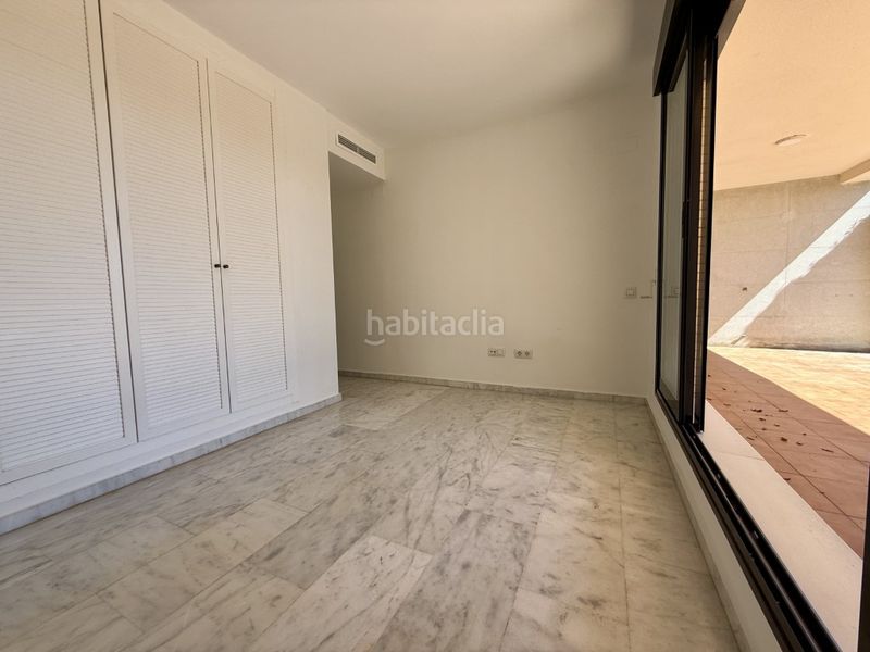 Foto fa3d2ed9-9ab6-4c80-a51e-43590271475e. Apartamento bajo con gran terraza de 150 m y vistas al mar en torre bellver. en Oropesa del Mar