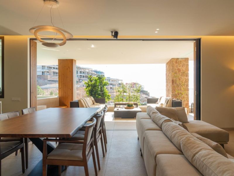 Foto 8bee6936-4357-4afb-8074-01885d7c231b. Apartamento espectacular apartamento torre bellver con piscina privada en terraza en Oropesa del Mar