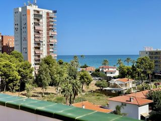 Rent Apartment  Calle apostol santiago. Dúplex totalmente reformado con grandes terrazas  alquiler tempo