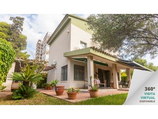 Chalet  Calle sigalero. En exclusiva  amplia villa independiente cerca de la playa en be