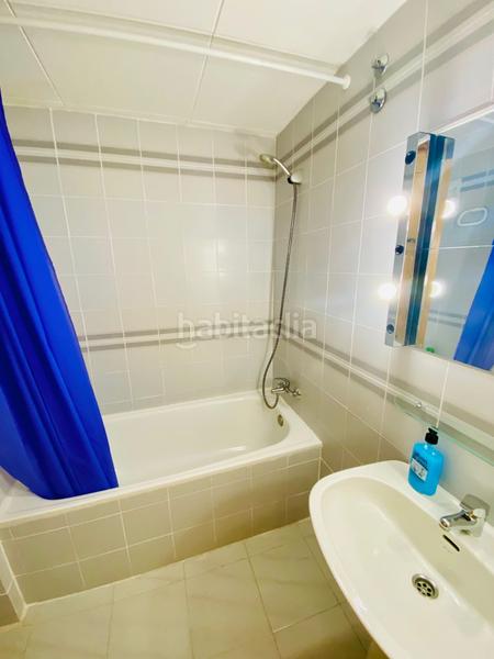 Foto 652a4130-6861-43c3-98cf-7b12d0014429. Apartamento estudio cabina vista mar con terraza 1 linea de mar en Empuriabrava