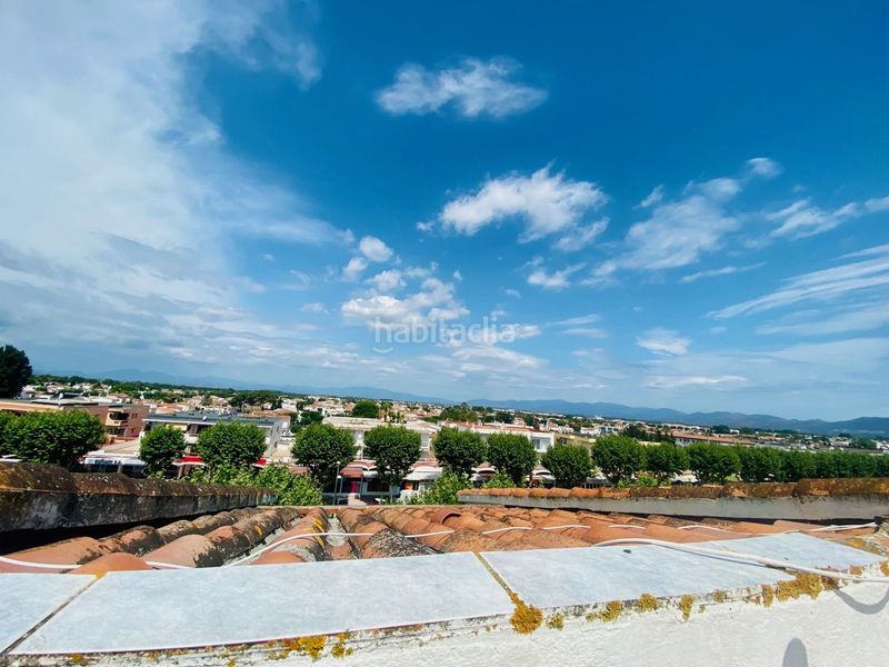 Foto a5e1f81d-203d-4643-a97a-d834313c84d7. Apartament amb piscina a Muga - Gran Reserva - Badia Empuriabrava