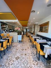 Locale commerciale in Moxó - Sant Mori. Exclusiva, excelente oportunidadrestaurante de renombre en el co