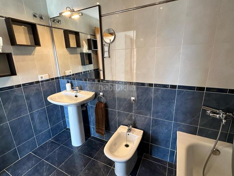 Foto 9286b4ee-5fe1-4359-bdc5-34b4eaf4618d. Apartamento en illa cartago 92 piso de tres dormitorios con vistas al canal y aparcamiento, excelente ubicación. en Empuriabrava