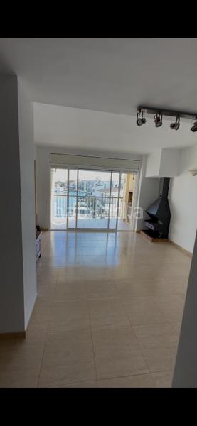 Foto e3ac2e5d-9654-466d-8153-cb17a48ed6b6. Apartamento en illa cartago 92 piso de tres dormitorios con vistas al canal y aparcamiento, excelente ubicación. en Empuriabrava
