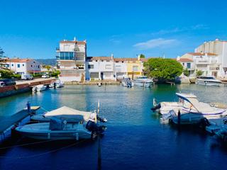 Affitto Piccolo appartamento  Port emporda. Se alquila  estudio de 28 m con park en onada empordà