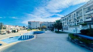 Appartement  Sector sant maurici. Apartamento de 2 dormitorios con piscina y amarre comunitario  c