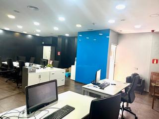 Local commercial à Mas Rampinyo - Montcada Nova - Carrerada