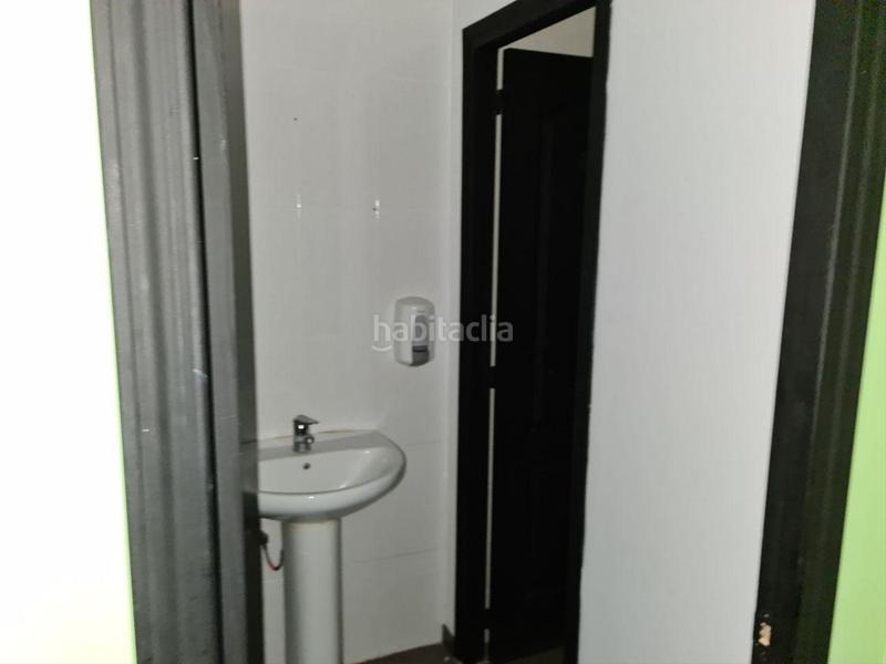 Foto 11f71469-43ce-42e4-9a0b-c015071c8607. Geschäftsraum mit heizung in Calella