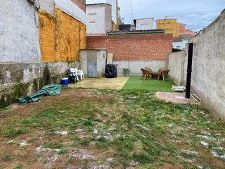 Terreny residencial  Carrer hernán cortés. Solar en tordera de 100 m2