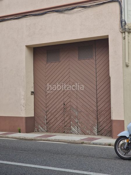 Foto e84a2f3a-3b7d-4a3d-80eb-dd83c0592c82. Rent business premise in Calella