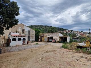 Finca rústica a Lloc sector pp7 4p. ¡oportunidad única en pineda de mar! se vende masía can valeri