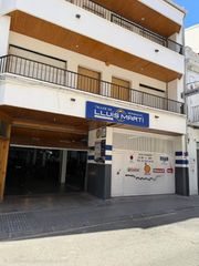 Business premise  Carrer de la indústria. Local taller mecanico en venta