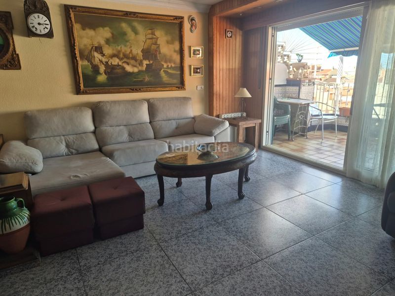 Foto 7fe3a6d2-bb94-4736-af3f-4eb56ad4a2ca. Dúplex  en venta en el centro con gran terraza en Calella