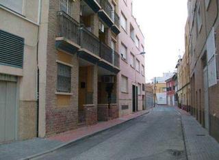 Edifici a Cabezo de Torres. Edificio en san jose de la vega