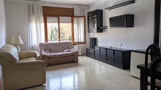 Pis  Alcalde domenech. Piso de cuatro habitaciones