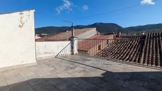 Masia  Girona. Casa con terraza