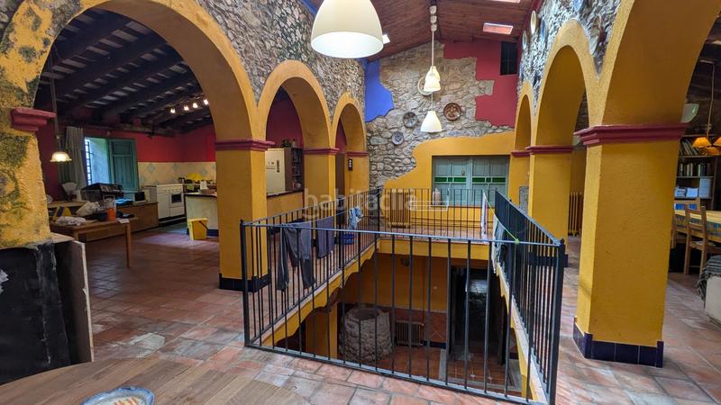 Foto f487e195-d480-4cd9-ad4c-35a436210a75. Masía gran casa con garaje en Osor
