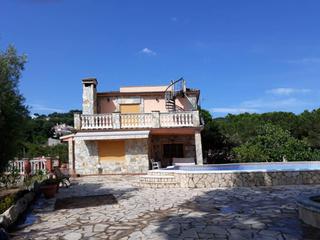 Casa a Lloret Verd - Els Pinars. Casa en venta en urbanització condado del jaruco