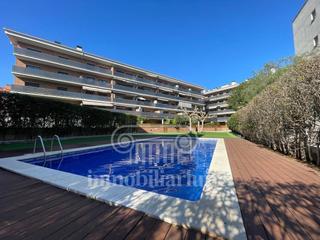 Dúplex a Fenals. Duplex reformado en venta con parking