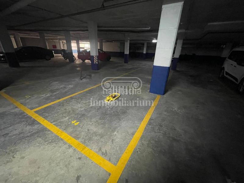 Foto cd309417-1a0e-4c31-90ad-ddc59a298d69. Posto auto in Fenals Lloret de Mar