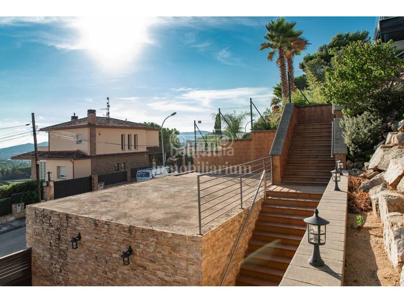 Foto 27cf8331-cc48-402b-8771-839e300fd05c. Casa  en venta . en residencial Blanes - vistamar Blanes