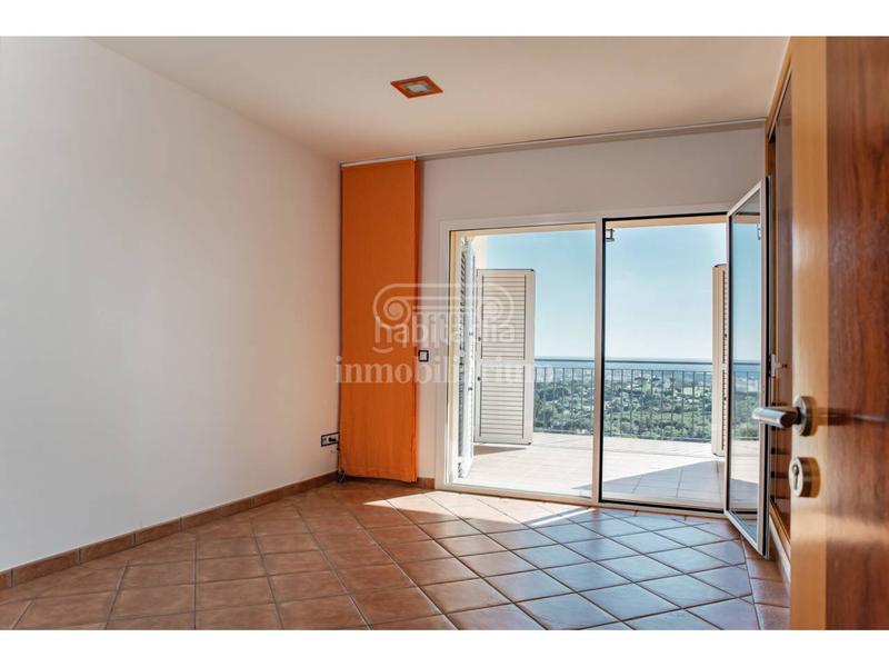 Foto 2eddcf42-8d2f-43ad-8f1b-c25e536a7cb0. Casa  en venta . en residencial Blanes - vistamar Blanes