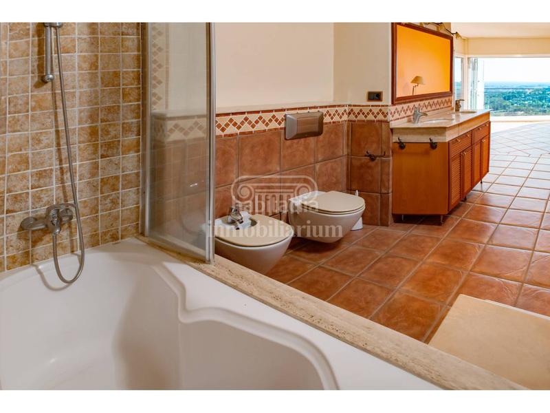 Foto 83b46fef-e6c9-4777-812a-ae407471fb8b. Casa  en venta . en residencial Blanes - vistamar Blanes