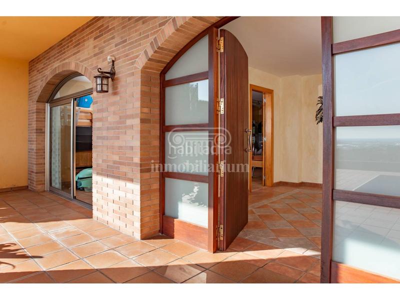 Foto a1532ea5-0408-47f6-a3ee-2cf0e842fa22. Casa  en venta . en residencial Blanes - vistamar Blanes