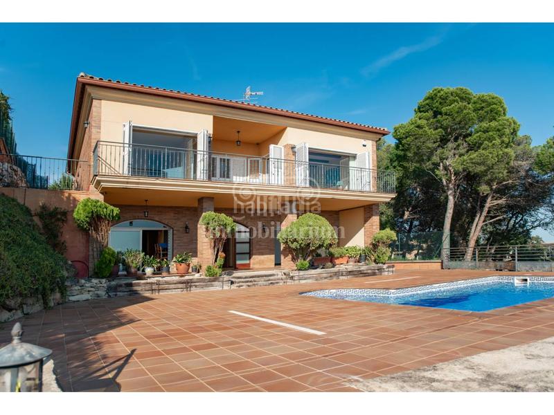 Foto af285f77-d84e-4051-9c5f-5c64149248bd. Casa  en venta . en residencial Blanes - vistamar Blanes