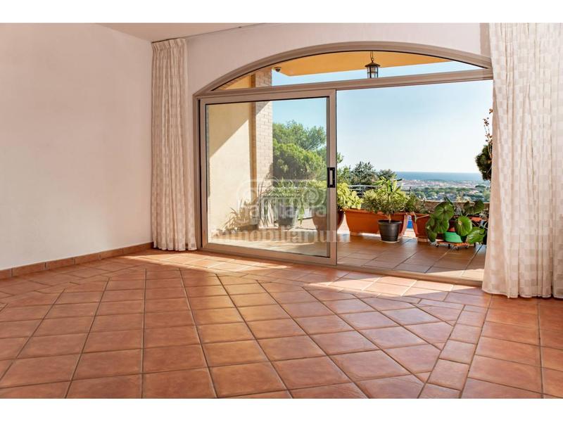 Foto dbfcf123-7bf4-417c-93a0-948c43ba2086. Casa  en venta . en residencial Blanes - vistamar Blanes