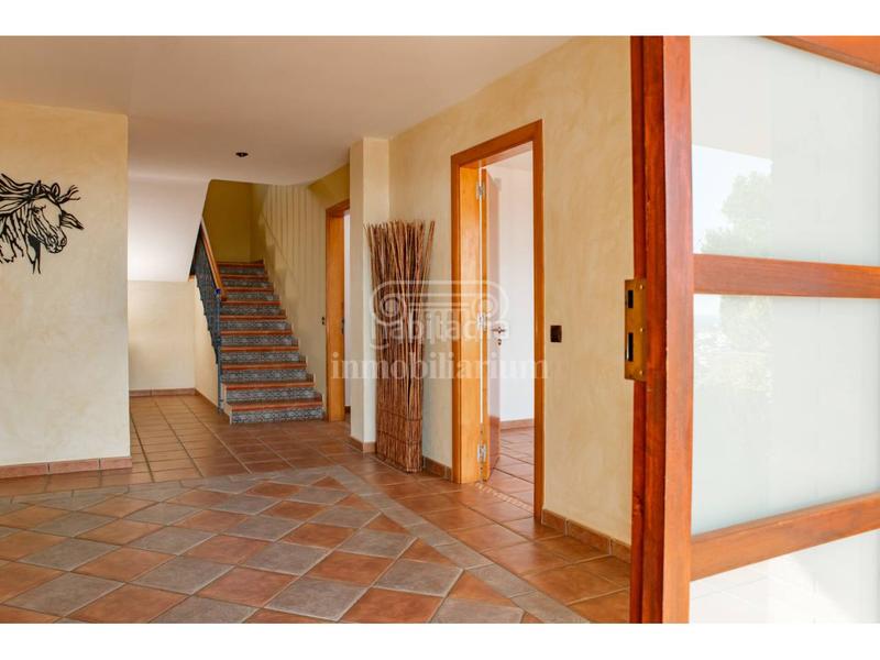 Foto e474e53d-ada1-4c5a-b514-6c2621a86333. Casa  en venta . en residencial Blanes - vistamar Blanes