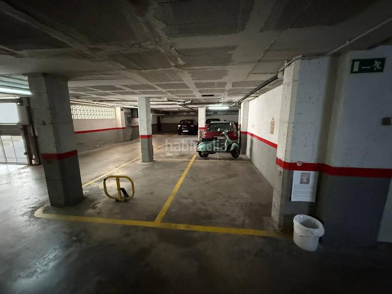 Foto b40b107a-cc31-4a05-9e90-8b02ffd6125b. Aparcament cotxe a Fenals Lloret de Mar