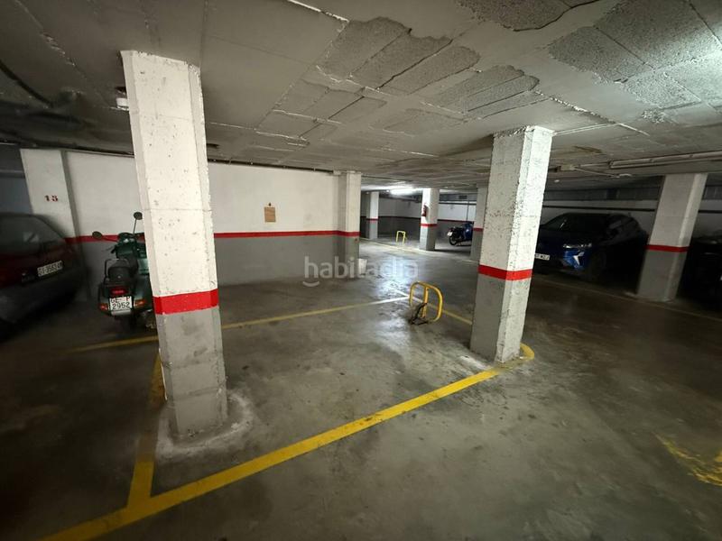 Foto bda11810-6000-4786-a3c2-f0ebe222c6bd. Aparcament cotxe a Fenals Lloret de Mar