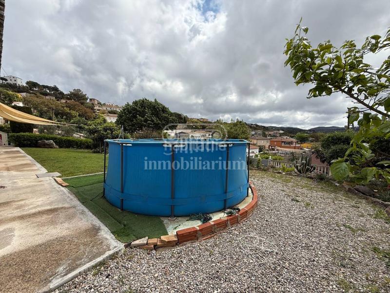 Foto 0fce8df2-fc5a-4dfb-b15c-c49743e13ccd. Casa amb aparcament piscina a Aiguaviva Parc Vidreres