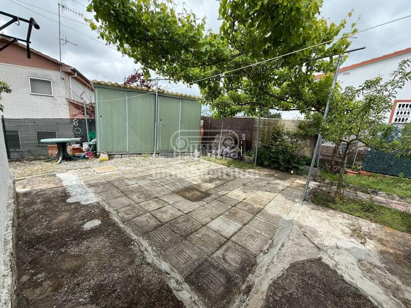 Foto a049baf3-fa9f-40dd-a37f-9ab23c60c568. Casa amb aparcament piscina a Aiguaviva Parc Vidreres