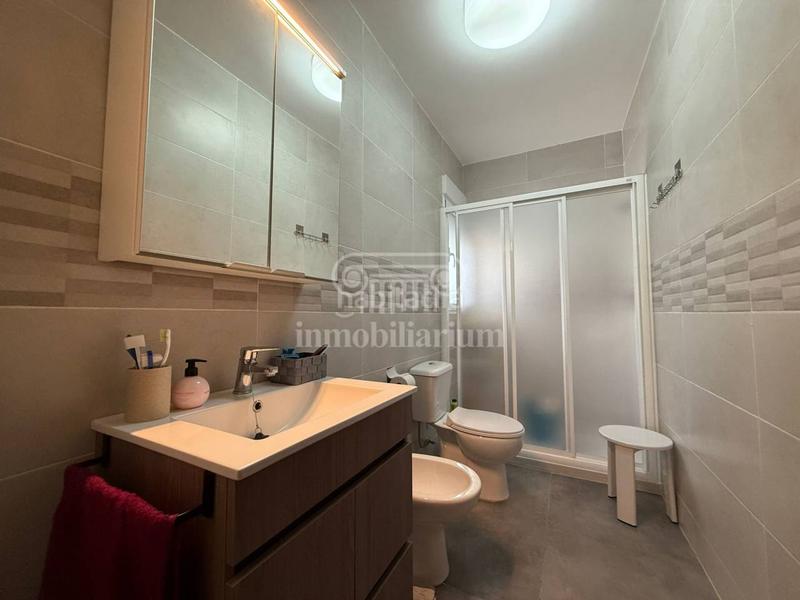 Foto cb915b86-27d9-4ca2-b1f7-1f6eb866051e. Casa amb aparcament piscina a Aiguaviva Parc Vidreres