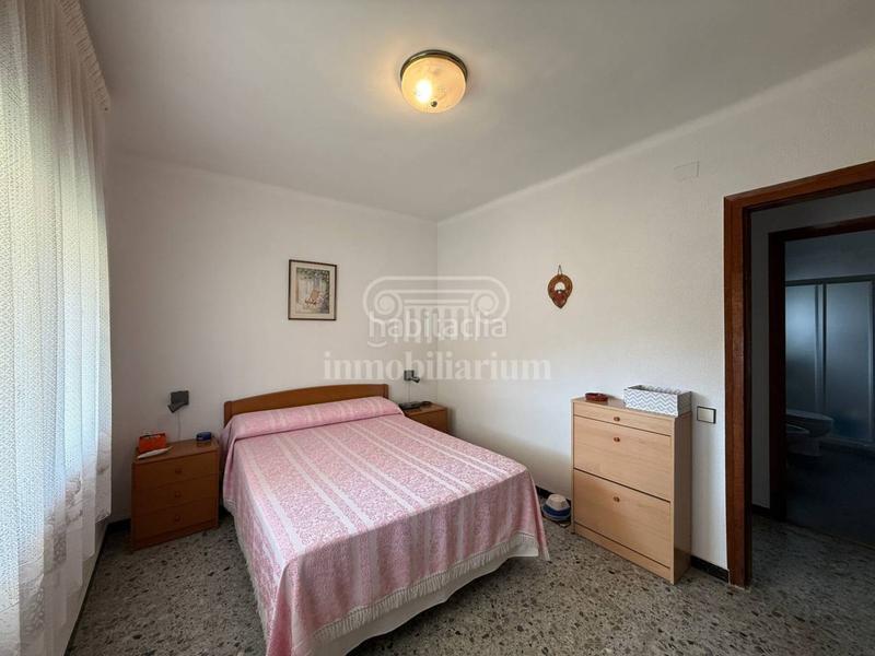 Foto f2f8b8c4-6730-4b2c-a976-9f77e0faaaa0. Casa amb aparcament piscina a Aiguaviva Parc Vidreres