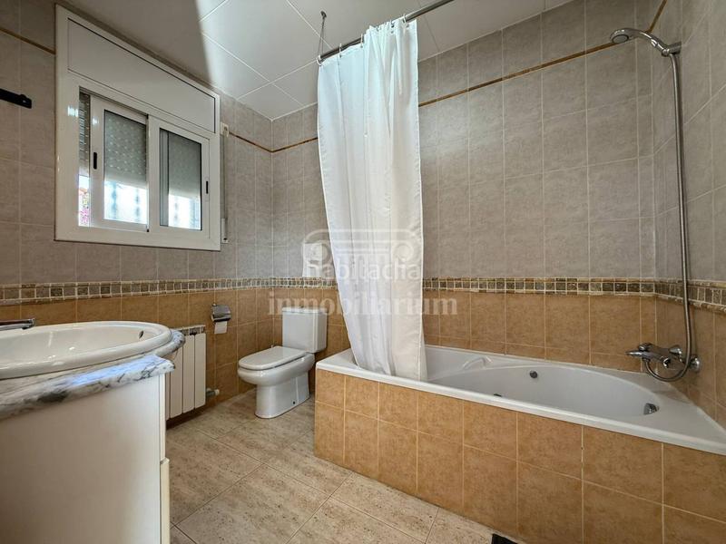 Foto bd70c86a-f31e-400d-a370-ff837f5cf6f4. Maison avec chauffage parking piscine dans Lloret Verd - Els Pinars Lloret de Mar