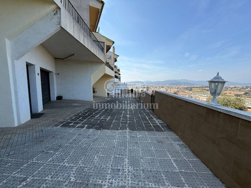 Foto 0e3eee49-bff8-4ec3-a699-ec4102d53730. Casa amb calefacció aparcament piscina a Mont Ferrant-Joan Carles I Blanes